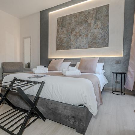 Hotel Domus Aeterna - Re Di Roma Extérieur photo